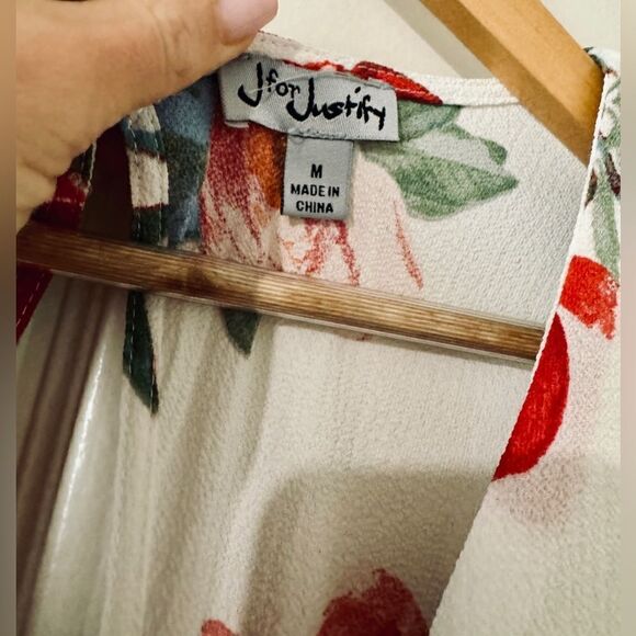 J for Justify Maxi Dress Shorts Romper Size M White Floral Romantic Bell Sleeve - Picture 6 of 8